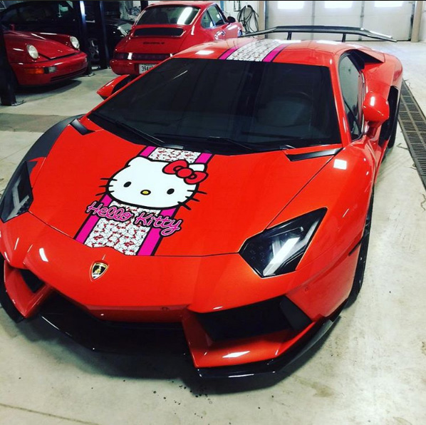 Lamborghini Aventador - Custom Hello Kitty Wrap