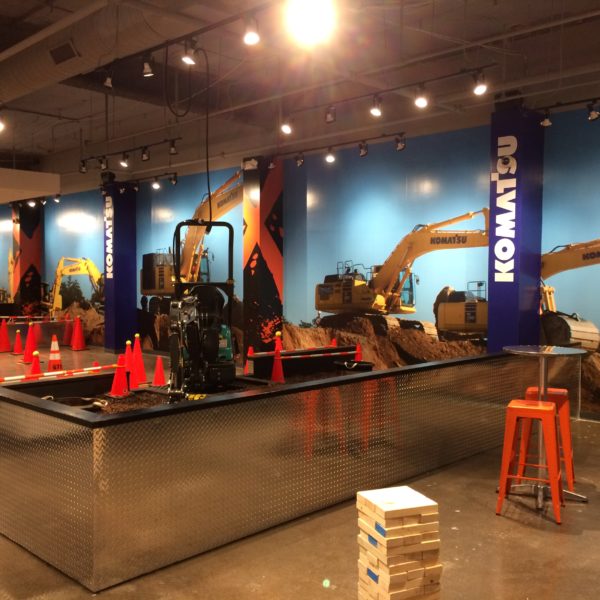 Extreme Sandbox Mini - Komatsu Mural