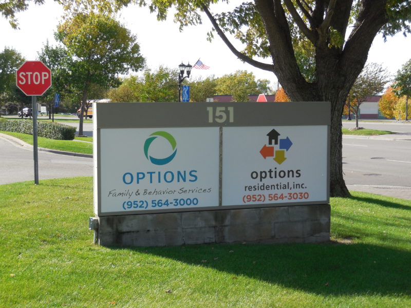 Exterior Signs_Dual Monument