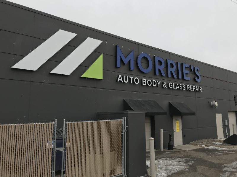 Illuminated Signs LED Morrie's