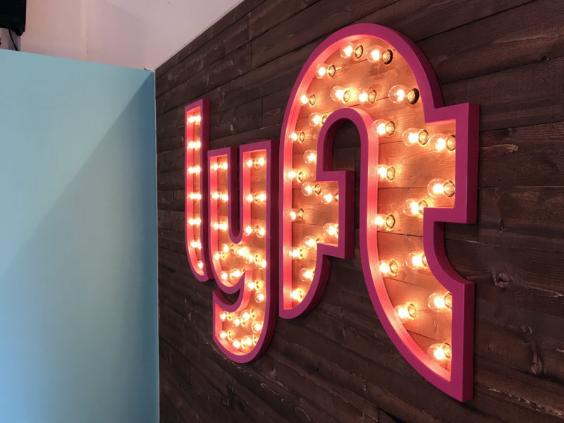 Lyft - Illuminated Sign - Bulb Sign