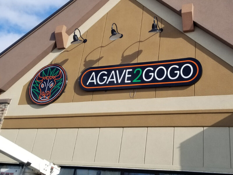 AgaveToGoGo_Illuminated_Sign